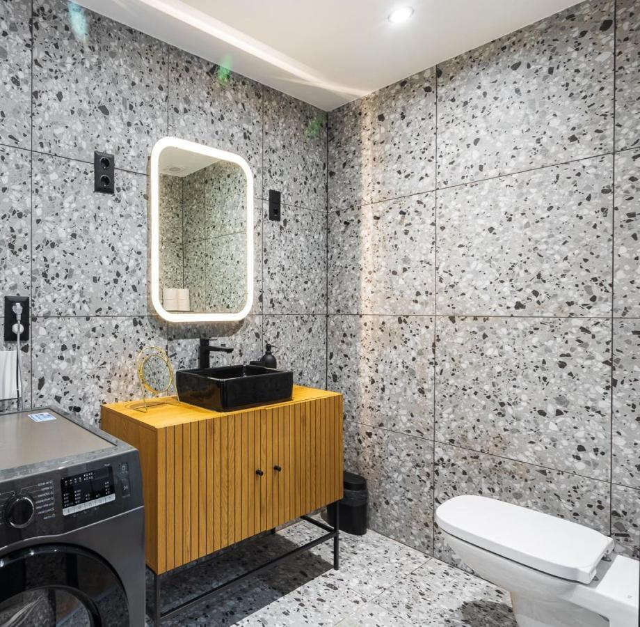 Luxury Peaceful Apartment By The St Stephen'S Basilica Budapest Esterno foto