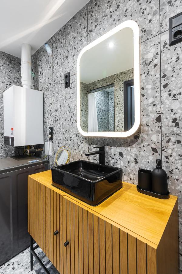 Luxury Peaceful Apartment By The St Stephen'S Basilica Budapest Esterno foto