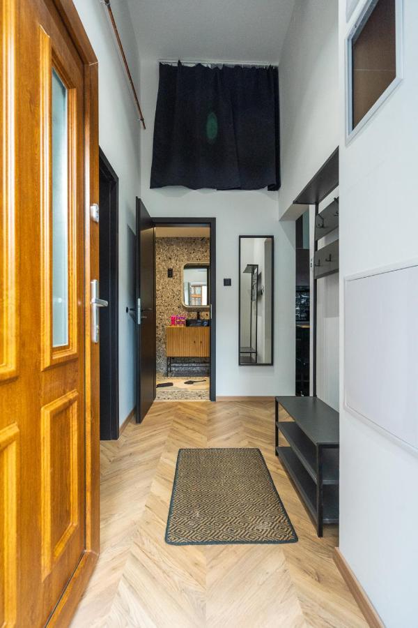 Luxury Peaceful Apartment By The St Stephen'S Basilica Budapest Esterno foto
