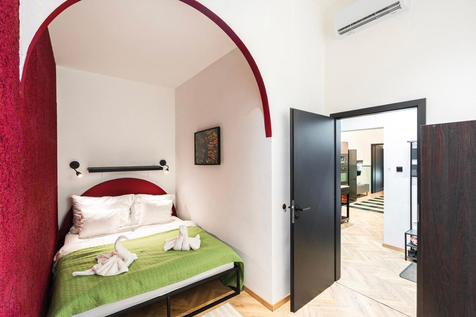 Luxury Peaceful Apartment By The St Stephen'S Basilica Budapest Esterno foto